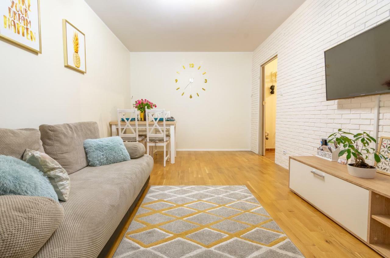 Apartament Optima Ustrzyki Dolne Εξωτερικό φωτογραφία